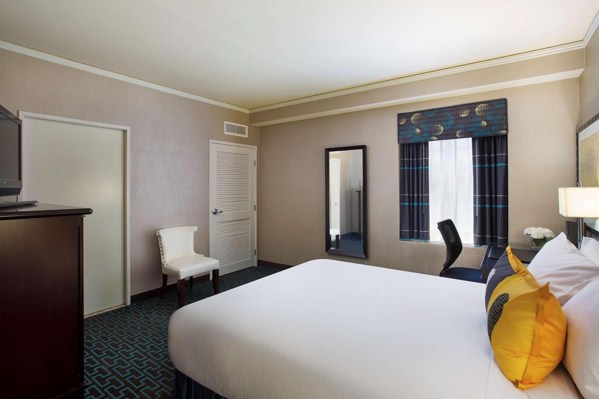 Juniper Hotel Cupertino, Curio Collection By Hilton Экстерьер фото